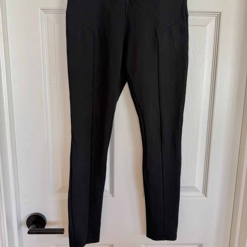 🖤 Bebe Super Curve Black Faux Leather Crossover V-Waistband Leggings - Picture 6 of 15